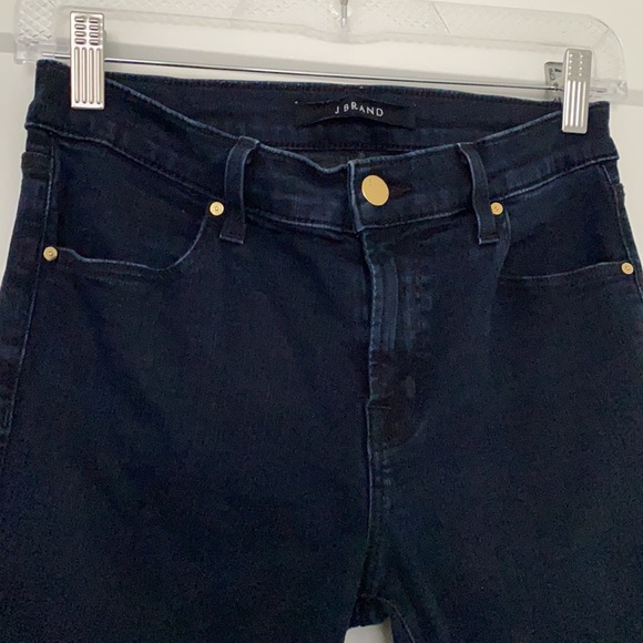 J brand jeans with ripped detail - Picture 2 of 4